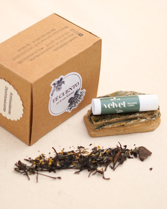Té Blanco Bai Mu Dan y Osmantus + Velvet bálsamo labial
